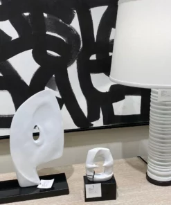 Bungalow 5 Eckhard Large Statue White